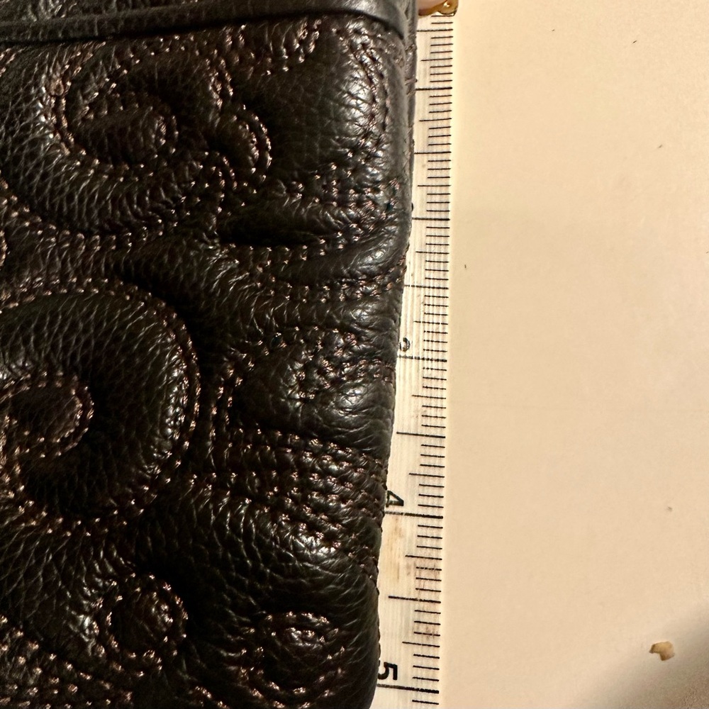 Brighton Cordoba Couture
Cross Body Pouch - Picture 12 of 12